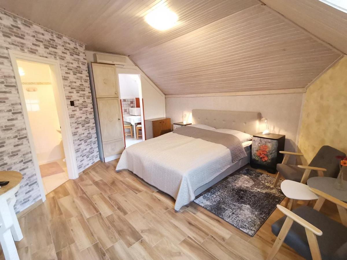 Marika Apartman Hajdúszoboszló Exteriör bild