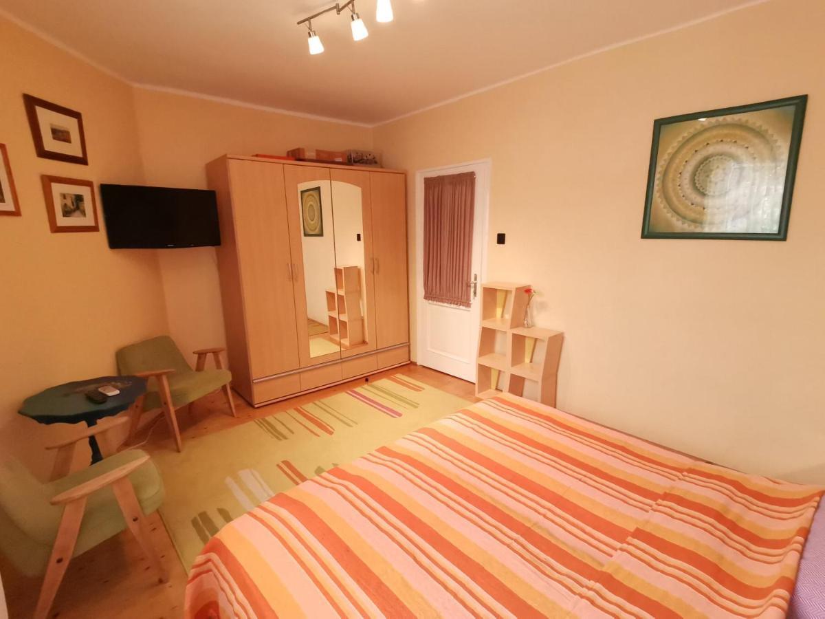Marika Apartman Hajdúszoboszló Exteriör bild