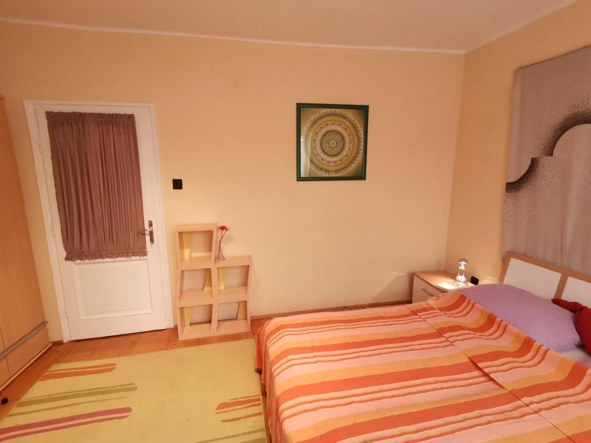 Marika Apartman Hajdúszoboszló Exteriör bild