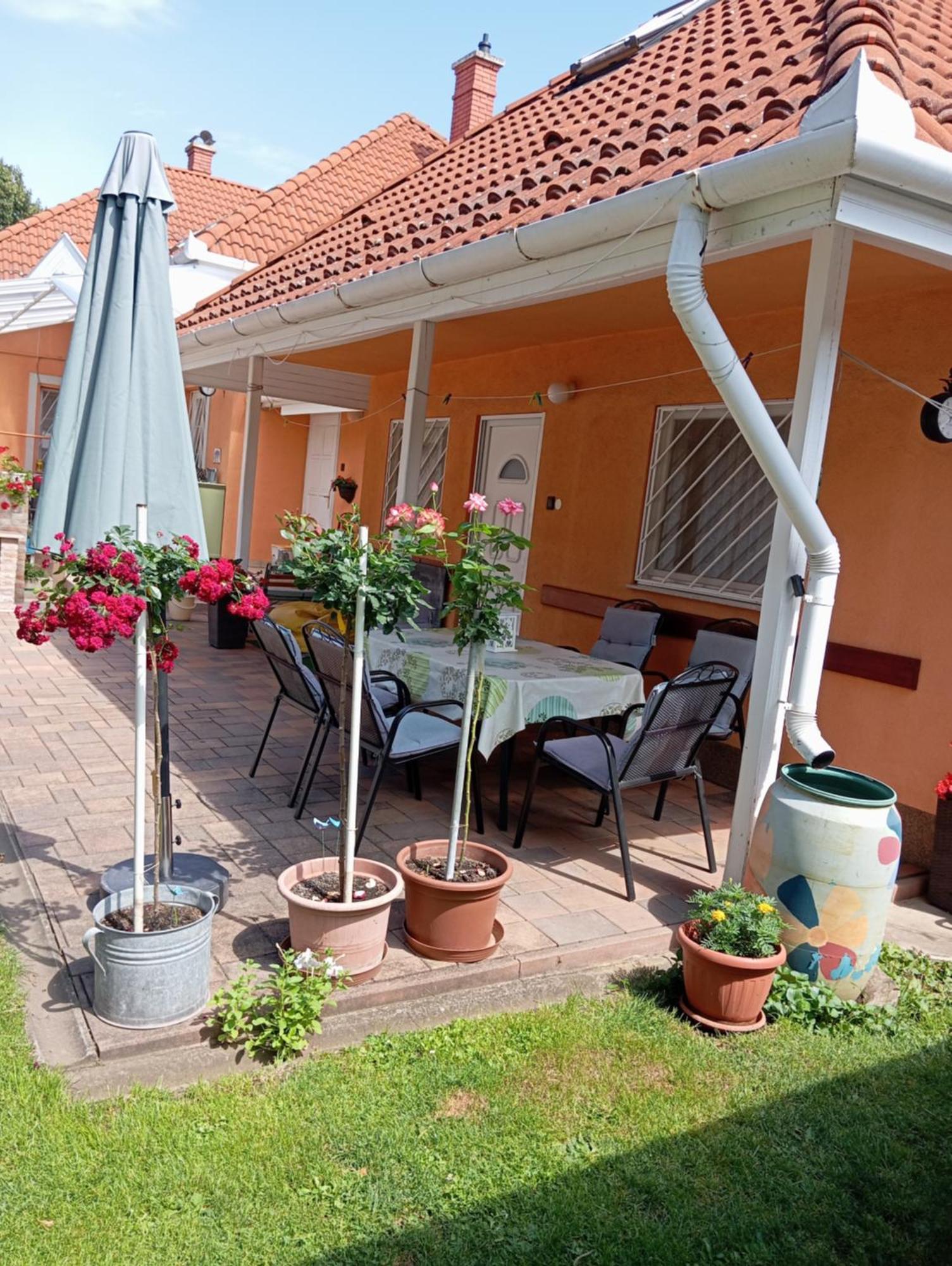 Marika Apartman Hajdúszoboszló Exteriör bild